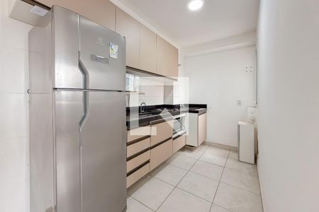 Cozinha e Área de Serviço de apartamento à venda com 2 quartos, 37m² em Sé, São Paulo