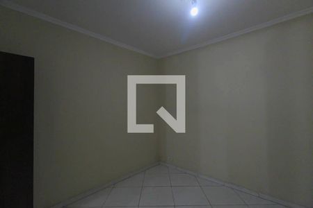 Casa à venda com 4 quartos, 256m² em Jardim Santa Teresinha, São Paulo