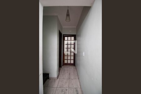 Corredor de casa à venda com 3 quartos, 203m² em Picanço, Guarulhos