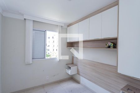 Quarto 1 de apartamento para alugar com 2 quartos, 45m² em Parque Taipas, São Paulo