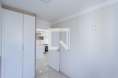 Quarto 1 de apartamento para alugar com 2 quartos, 45m² em Parque Taipas, São Paulo