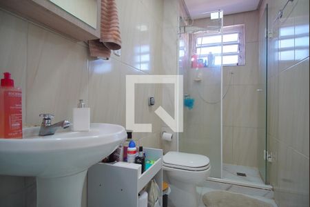 Banheiro da Suíte de apartamento à venda com 3 quartos, 110m² em Santa Cecília, Porto Alegre