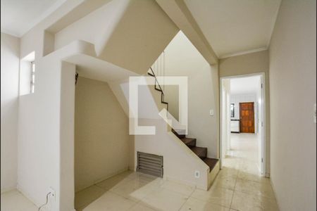 Escada de casa à venda com 3 quartos, 228m² em Jardim Europa, Santo André