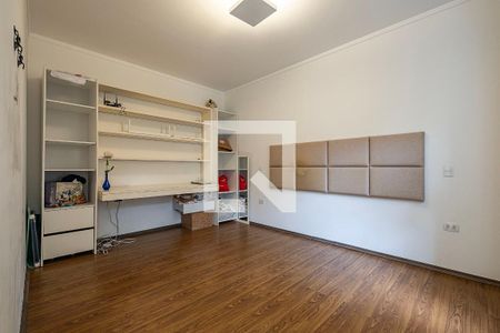 Quarto 1 de casa para alugar com 3 quartos, 240m² em Jardim Paulistano, São Paulo