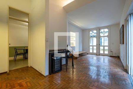 Sala 2 de casa para alugar com 3 quartos, 240m² em Jardim Paulistano, São Paulo