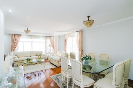 Sala de apartamento para alugar com 3 quartos, 200m² em Vila Rosalia, Guarulhos