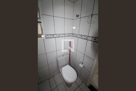 Banheiro de apartamento para alugar com 2 quartos, 48m² em Conjunto Residencial Trinta E Um de Marco, São José dos Campos