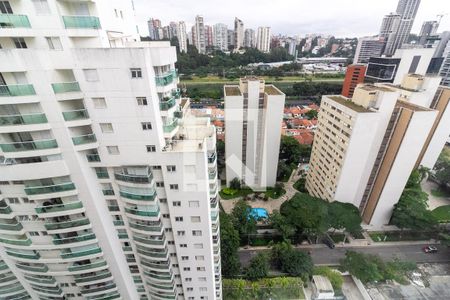 Varanda vista de apartamento para alugar com 1 quarto, 42m² em Santo Amaro, São Paulo