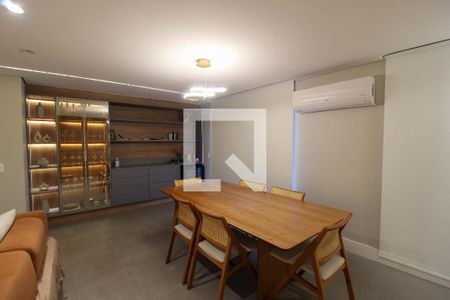 Sala de apartamento à venda com 2 quartos, 95m² em Cidade São Francisco, São Paulo