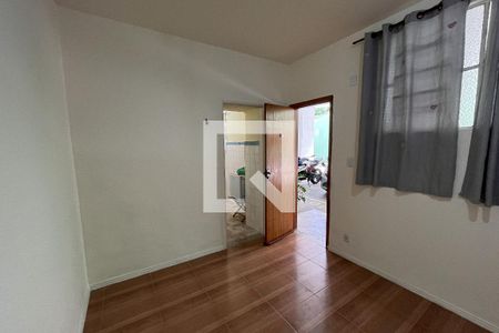 Sala de kitnet/studio para alugar com 1 quarto, 32m² em Jardim Guanabara, Rio de Janeiro