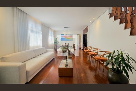 Apartamento à venda com 5 quartos, 320m² em Serra, Belo Horizonte