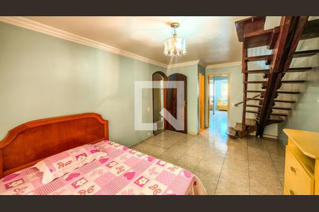 Sala de casa à venda com 5 quartos, 272m² em Jardim Rosalina, São Paulo