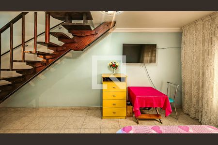 Sala de casa à venda com 5 quartos, 272m² em Jardim Rosalina, São Paulo