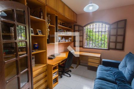 Escritório de casa à venda com 3 quartos, 300m² em São Cristóvão, Belo Horizonte