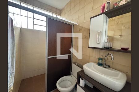 Banheiro de casa para alugar com 4 quartos, 150m² em Piratininga, Osasco