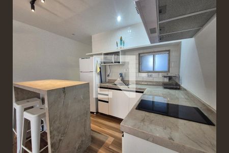 Casa de Condomínio para alugar com 8 quartos, 200m² em Recreio dos Bandeirantes, Rio de Janeiro