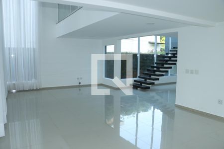 Casa de Condomínio para alugar com 4 quartos, 286m² em Residencial San Diego, Cotia