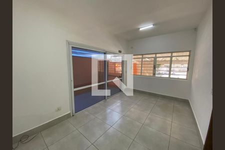 Foto 01 de casa para alugar com 2 quartos, 361m² em Parque Industrial, Campinas