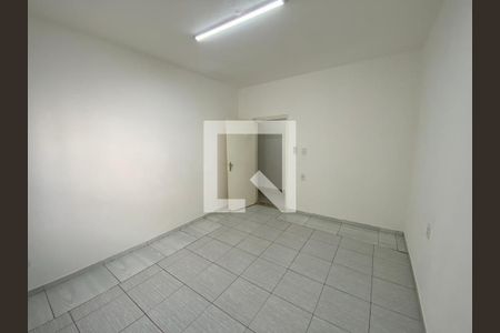 Foto 01 de casa para alugar com 2 quartos, 361m² em Parque Industrial, Campinas
