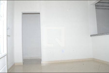 Sala de casa para alugar com 2 quartos, 100m² em Ribeiro de Abreu, Belo Horizonte