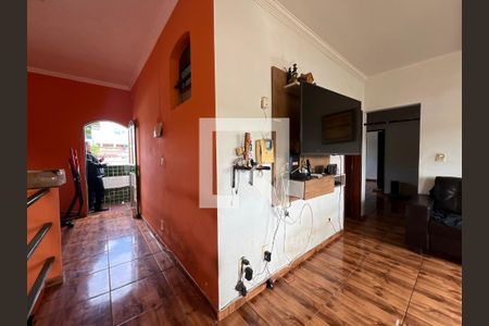 Casa à venda com 3 quartos, 400m² em Santa Terezinha, Belo Horizonte