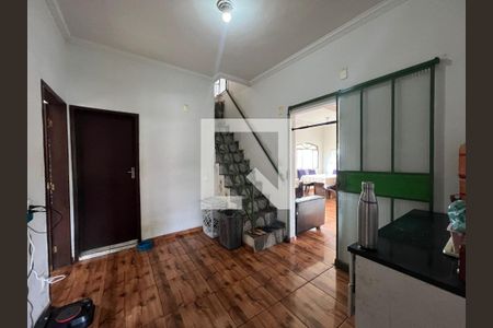 Casa à venda com 3 quartos, 400m² em Santa Terezinha, Belo Horizonte