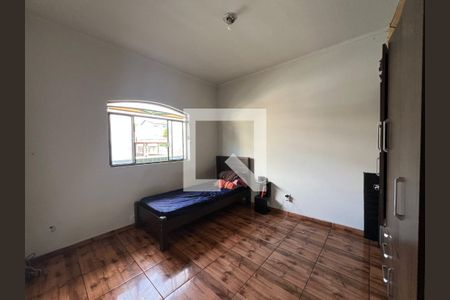 Casa à venda com 3 quartos, 400m² em Santa Terezinha, Belo Horizonte