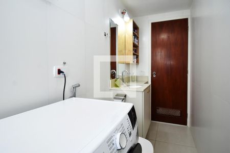 banheiro suite de apartamento para alugar com 1 quarto, 40m² em Sumarezinho, São Paulo