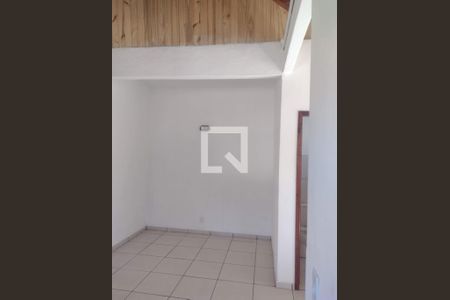 Sala / Quarto de casa para alugar com 1 quarto, 40m² em Itaipu, Niterói