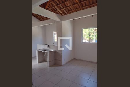 Sala / Quarto de casa para alugar com 1 quarto, 40m² em Itaipu, Niterói