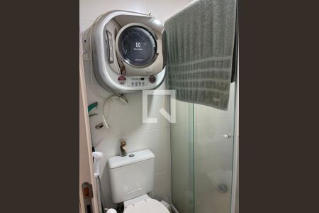 Banheiro de apartamento à venda com 1 quarto, 31m² em Panamby, São Paulo