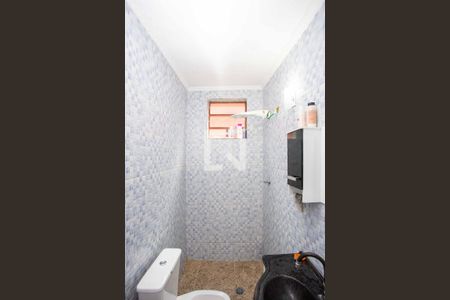 Banheiro Social de casa para alugar com 2 quartos, 100m² em Eldorado, Diadema