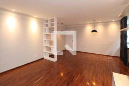 Sala  de apartamento à venda com 3 quartos, 105m² em Vila Irmaos Arnoni, São Paulo