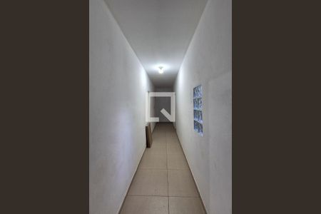 Corredor  de casa à venda com 4 quartos, 250m² em Parque Valenca I, Campinas