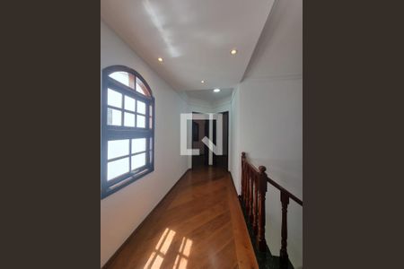 Corredor de casa à venda com 3 quartos, 219m² em Vila Jordanopolis, São Bernardo do Campo