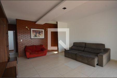 Sala de apartamento para alugar com 4 quartos, 210m² em Jacarepaguá, Rio de Janeiro