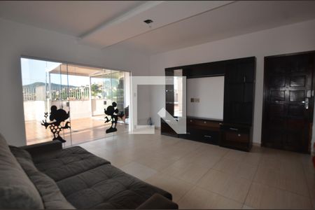 Sala de apartamento para alugar com 4 quartos, 210m² em Jacarepaguá, Rio de Janeiro