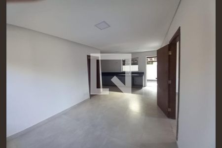 Casa à venda com 3 quartos, 213m² em Boa Vista, Belo Horizonte