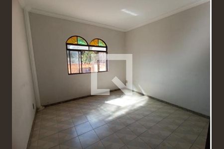 Casa à venda com 3 quartos, 360m² em Pirajá, Belo Horizonte