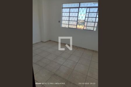 Casa à venda com 3 quartos, 250m² em Pirajá, Belo Horizonte