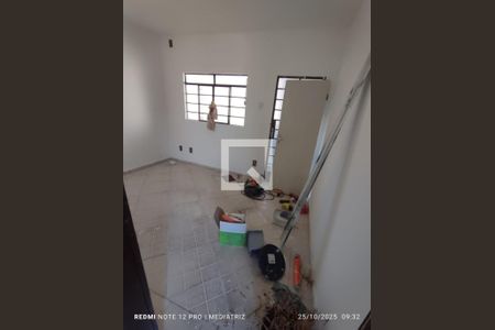 Casa à venda com 3 quartos, 250m² em Pirajá, Belo Horizonte