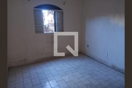 Casa à venda com 3 quartos, 360m² em Pirajá, Belo Horizonte