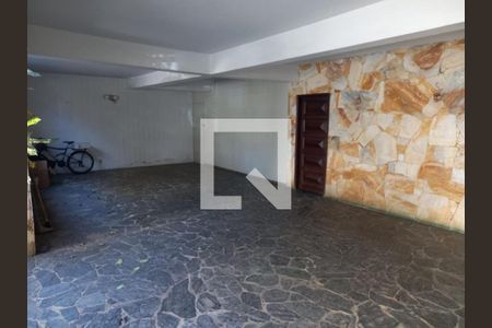 Casa à venda com 4 quartos, 334m² em Cidade Nova, Belo Horizonte
