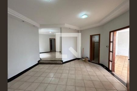 Sala de casa para alugar com 4 quartos, 160m² em Vigilato Pereira, Uberlândia