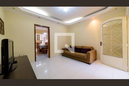 Casa à venda com 5 quartos, 237m² em Vila Aquilino, Santo André