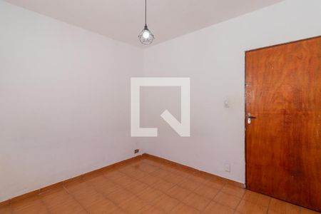 Quarto 2 de casa à venda com 2 quartos, 200m² em Vila Dalila, São Paulo