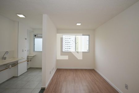 Sala de apartamento para alugar com 2 quartos, 44m² em Vila Suzana, São Paulo