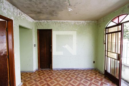 Casa para alugar com 5 quartos, 360m² em Vista Alegre, Belo Horizonte