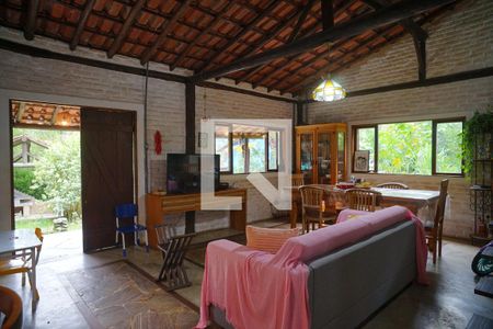 Sala de casa à venda com 4 quartos, 186m² em Engenho do Mato, Niterói