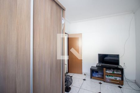 Quarto 1 de casa à venda com 5 quartos, 180m² em Parque Maracana, Contagem